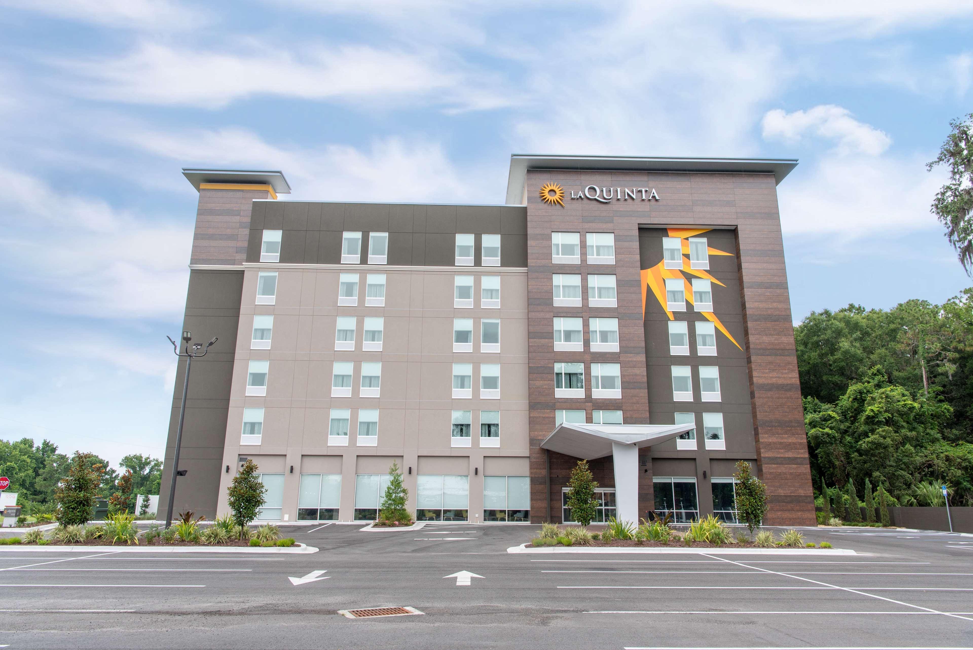 La Quinta Inn & Suites By Wyndham مدينة ليك المظهر الخارجي الصورة